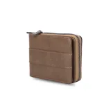 Billetera negra de simil cuero con cierre alrededor y broche frontal. Cuenta con espacio para billetes, tarjetas y documentos.