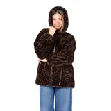 Campera de piel sintética con estampado animal print de leopardo en tonos marrones, con capucha y cierre frontal.