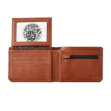 Billetera marrón de cuero sintético con logo Rip Curl grabado en el frente.