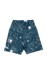 Short biker azul con estampado de soles, ojos, nubes, estrellas y planetas en color blanco.