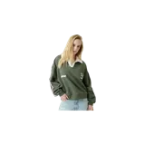 Buzo verde militar de manga larga con cuello polo blanco y cierre frontal en V. Presenta estampados blancos en el pecho que incluyen texto y un emblema circular con estrellas.