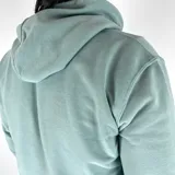 Canguro verde seco con capucha y cordones blancos.