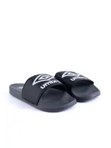 Ojota deportiva Umbro modelo ProFoam, color verde militar, con tira ancha ajustable con velcro y logo Umbro en relieve.