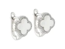 Par de caravanas de plata 925 con cierre catalán, diseño de flor de nácar y circonias.