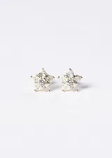 Aros abridores de plata 925 con baño de oro 18k, en forma de flor, engatillados con circonias brillantes.