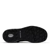 Bota de trekking Columbia modelo Newton Ridge, color gris oscuro con detalles en negro y cordones con toques naranjas. Presenta empeine de ante impermeable, herrajes metálicos y suela de caucho de alta tracción.