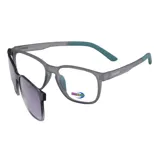 Lentes con armazón gris translúcido, patillas con detalles en color verde menta y sistema clip-on polarizado desmontable.