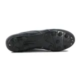 Championes de fútbol Diadora modelo Goal MD, color negro con detalles en gris oscuro. Diseño clásico con cordones y suela con tapones para césped.
