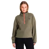 Buzo polar verde oliva de corte holgado, con cuello alto, cierre parcial con cremallera naranja y logo de la marca bordado en el pecho.