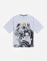 Remera gris de poliéster y algodón con estampado de las villanas de Disney: Cruella de Vil, la Reina Malvada, Maléfica y Úrsula.