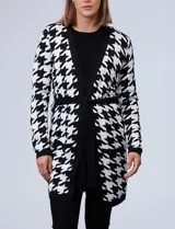 Cardigan largo con estampado de pata de gallo en blanco y negro, con lazo de ajuste en la cintura.