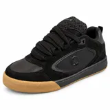 Zapatillas Airwalk modelo Bramer, color negro con suela de goma color camel. Diseño de estilo skate con cordones gruesos y detalles perforados en los laterales y la puntera.