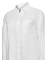 Blusa de lino orgánico color blanco, con cuello camisero, cierre frontal de botones, manga larga con puños y un bolsillo en el pecho.
