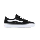 Championes Vans SK8 Low negros con la franja lateral blanca y cordones blancos.