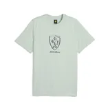 Remera Puma Scuderia Ferrari verde agua, de manga corta, con cuello redondo y estampado frontal del escudo de Ferrari en tono oscuro.