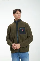 Buzo de sherpa azul marino con detalles en color naranja en cuello, cierre, bolsillo y terminaciones.