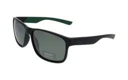 Lentes de sol negros con lentes polarizados grises y patillas con interior verde.