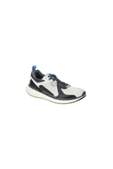 Championes Ecco Biom 2.2, color gris claro con detalles en azul y negro.
