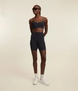 Bermuda deportiva Get Over de poliamida color negro, de tiro alto y diseño ajustado tipo biker, sin estampado.