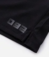 Bermuda deportiva Get Over para hombre, de color negro, con cintura elástica, cordón de ajuste y bolsillos laterales.