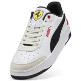 Championes Puma Ferrari CA Match, color blanco con detalles en negro y rojo.