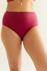 Bombacha de bikini tiro alto color verde militar.