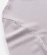 Suéter masculino de viscosa de la marca Marfinno, corte regular, con cuello redondo y mangas largas.