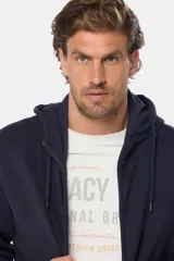 Canguro de felpa color azul marino con cierre frontal completo, capucha con cordones y bolsillos canguro.