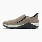 Zapato tipo slip-on Merrell modelo Jungle Moc 2.0, confeccionado en ante de cerdo color marrón. Presenta diseño sin cordones con paneles elásticos laterales para facilitar el calce, entresuela de espuma EVA y suela Vibram de alto rendimiento.