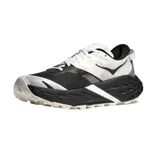 Championes de trekking Hoka modelo Speedgoat 7, en combinación de color blanco y negro, diseñados para running y senderismo con suela Vibram.