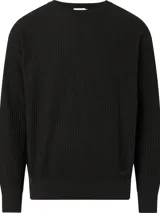 Sweater negro de algodón orgánico con cuello redondo y textura acanalada vertical. Presenta puños y dobladillo con punto canalé.