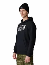 Hoodie canguro negro de Mountain Hardwear con capucha y cordones ajustables, bolsillo tipo canguro y estampado gráfico en blanco en el pecho con texto y logotipo de la marca.