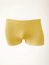Boxer de microfibra color amarillo, sin costuras, con cintura elástica acanalada.
