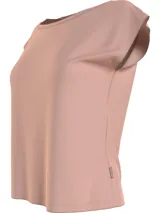 Remera de pijama color rosa pálido, de corte recto, con cuello redondo y mangas cortas.