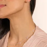 Collar de plata 925 con cadena de 40 cm más 5 cm de extensión y dijes de cuarzo rosado en forma de gota.