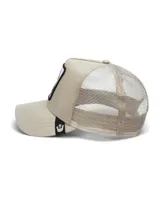Gorra trucker Goorin Bros modelo The Stallion color beige, con cinco paneles, frente estructurado, malla trasera transpirable y parche frontal bordado con un caballo.