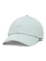 Gorra Under Armour modelo W Blitzing Low Adj, color verde menta con diseño de perfil bajo, panel frontal sin estructura y logotipo bordado en el frente. Cuenta con tejido transpirable, banda interior de satén y cierre ajustable en la parte trasera.