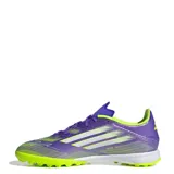 Championes de fútbol 5 Adidas F50 League TF, unisex, color púrpura con detalles en blanco y amarillo limón.