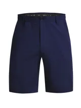 Short de golf azul marino, ligero y elástico, diseñado para atletas. Incluye cinturón negro con hebilla plateada.