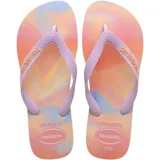 Ojotas Havaianas modelo Top Fashion con estampa degradada en tonos pastel de naranja, rosado y celeste. Las tiras son de goma color lila claro con textura en zigzag y el logo de Havaianas en relieve.