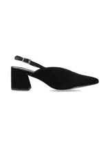 Zapato slingback negro de cuero nobuck, con diseño de punta fina, taco cuadrado medio y tira ajustable en el talón con hebilla metálica.