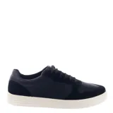 Zapatos casuales Freeway modelo Marshall, color negro, confeccionados en cuero con detalles en malla y suela de goma. Presentan un diseño de cordones elásticos y etiqueta con la inscripción 'ultra light' en la lengüeta.