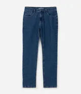 Pantalón de jean slim color azul, con lavado medio y acabado uniforme. Cuenta con cintura con presillas, cierre frontal con botón y cremallera, y bolsillos funcionales en la parte delantera y trasera.