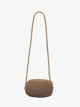 Bolso pequeño de tejido artesanal color marrón claro, con diseño frontal bordado con la palabra 'RIO' y motivos florales y de aves. Tiene correa larga y cierre superior con cremallera.