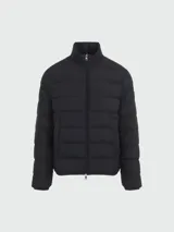 Campera puffer Moncler modelo Baudinet, color negro, con cuello alto, cierre frontal completo y diseño acolchado horizontal.