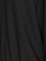 Buzo negro de poliéster con cuello redondo, puños y dobladillo con punto canalé, corte relaxed y cinta decorativa con el logo de la marca en los laterales.