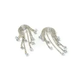 Aros largos plateados con strass y colgantes de cristal celeste.