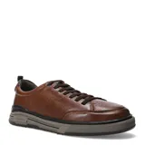 Championes de hombre Democrata modelo Dylan, confeccionados en cuero color marrón, con cordones al tono, recortes y pespuntes decorativos, y suela de goma.