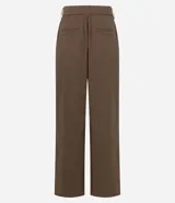 Pantalón de sastrería con corte recto, estampado pied de poule en tonos marrones, cintura con trabillas y bolsillos traseros.