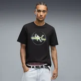 Remera Puma Graphics Digital Tee negra, con diseño gráfico estampado en el pecho que incluye un círculo y un felino con efecto digital y ondas sonoras en tonos verdes y blancos.